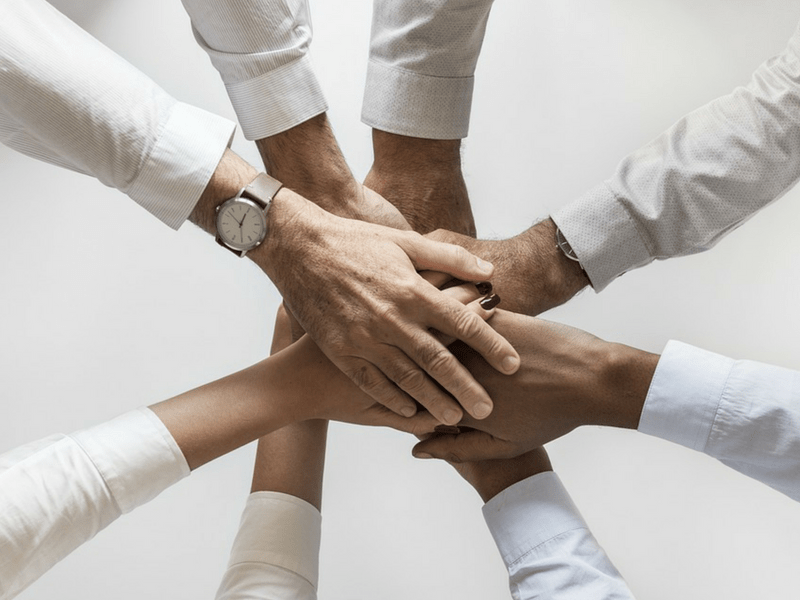 Slik selger du en bedrift - Få gratis tips fra OWNomics på hvordan du øker bedriftens verdi før du selger! Bedriftsrådgivning i Norge